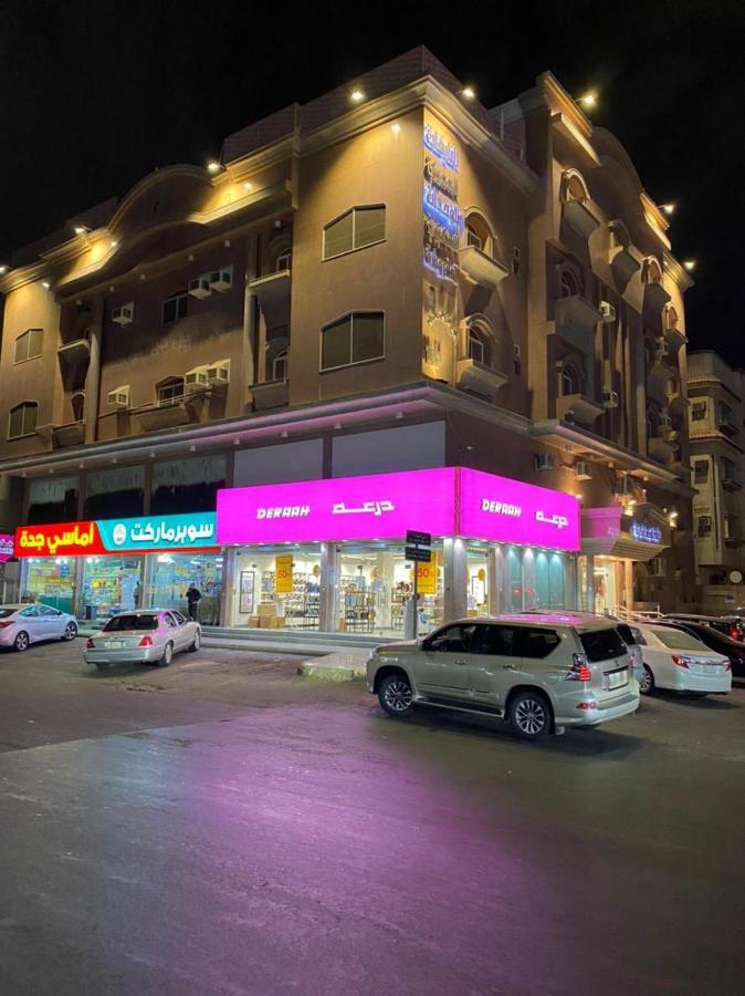 النايفات للوحدات السكنية المفروشة Jiddah Esterno foto