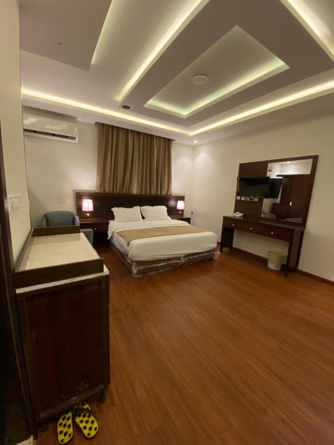 النايفات للوحدات السكنية المفروشة Jiddah Esterno foto