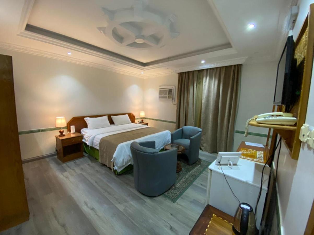 النايفات للوحدات السكنية المفروشة Jiddah Esterno foto
